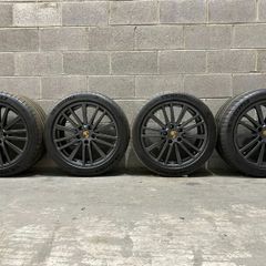20-Inch Wheel Set Original Porsche Panamera 971