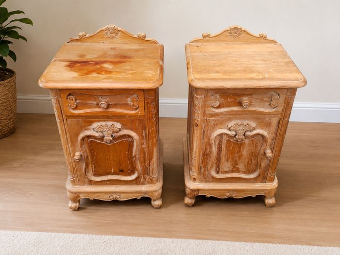 Bedroom Chest of drawers + two Lockers