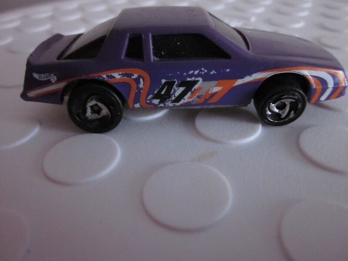 Hot Wheels Chevy Stocker Diecast Car 1999