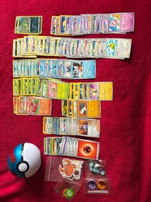 Pokemon Pokeball Storage tin, 100 cards and V/Ex cards