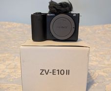 Sony Zv-e10 II (body)