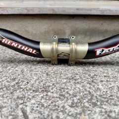 Renthal Fatbar Carbon 31.8mm , 780mm Wide , with Stem