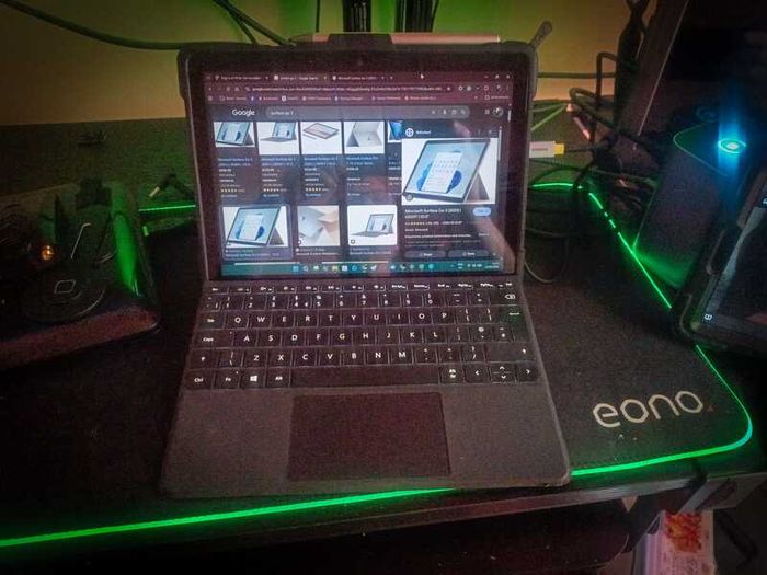 Microsoft Surface Go 3, Keyboard, Pen, Armor Case
