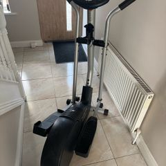 Cross Trainer
