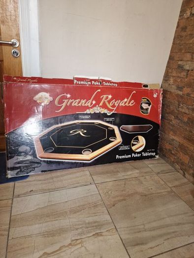 Poker table