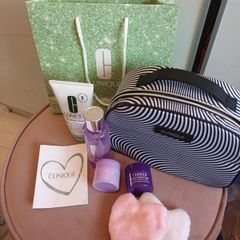 Brand new clinique skincare gift set