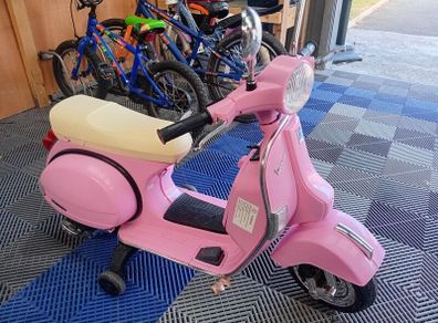 Kayto Vespa Electric Scooter