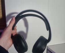wireless headphones