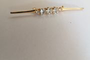 Broach Pin with sparkling clear stones