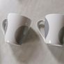 4 Dinner Plates and 4 Mugs Image 3