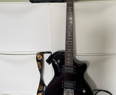 Electric guitar
