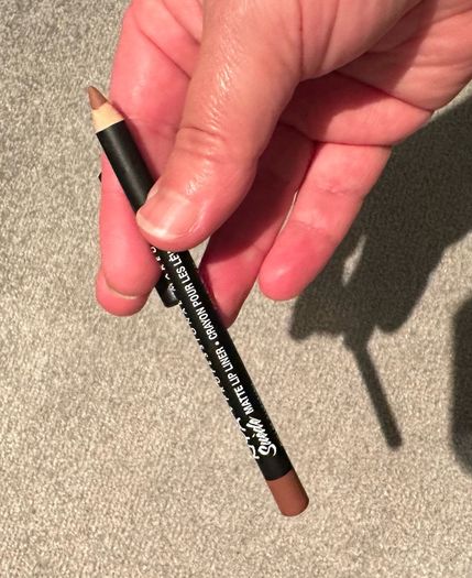 Victoria Beckham beauty bundle + Free lip liner