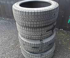 4 Winter Tyres 225 45 R18 Bridgestone