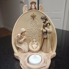Nativity Scene with tealight holder
