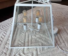Lantern style chandelier 4 bulb