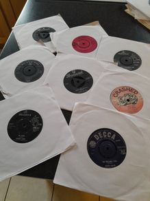 8 x Rare Vinyl 7" Records - Country / Easy Mainly 60s