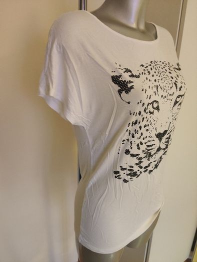 Cream tiger top size UK12 EU40 Postage included