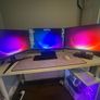 High-end Gaming setup - Ryzen 7 7700x / RX 7800 XT / Triple monitors Image 4