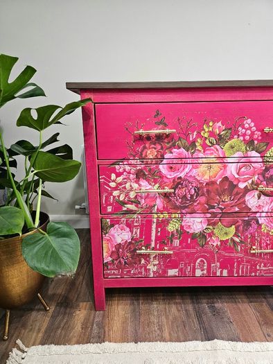 Chest of drawers