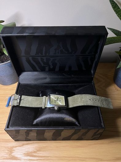 Mens watch