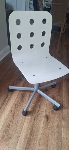 Wooden Swivel Chair