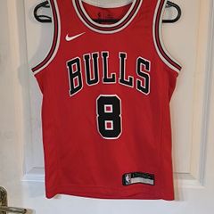 Chicago bulls jersey youths size small