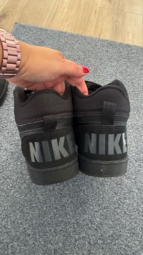 Nike Black size 6
