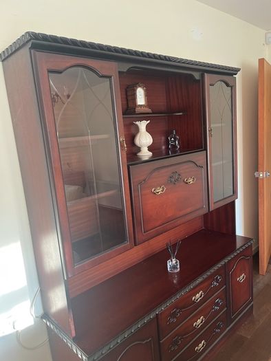 Display Cabinet