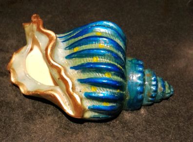 Ceramic wall flower pot