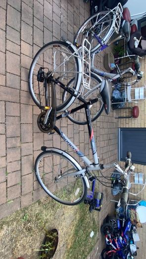 2 bikes