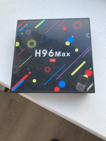 Android tv box with remote