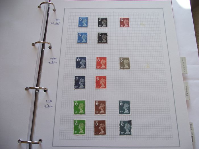 A valuable comprehensive collection of Elizabeth II stamps, hinged in the album (1952-2000)
