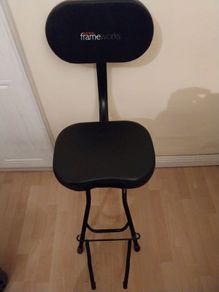 Guitar stool/stand