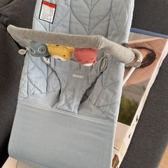 BabyBjorn - Bouncer BLISS Woven - Blu + spare cover + toy