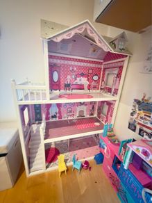 dolls house
