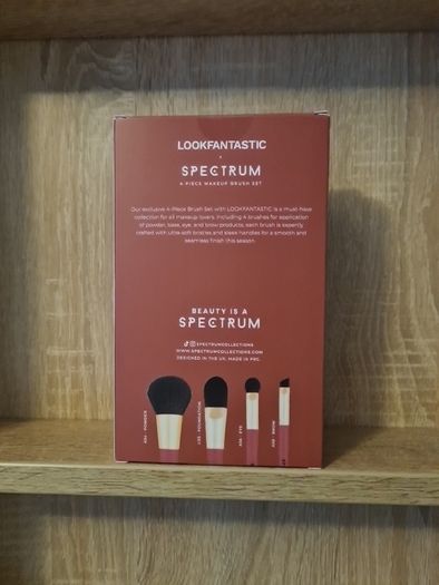 SPECTRUM 4 piece makeup brush set