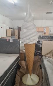 Ice cream statue 6ft tall