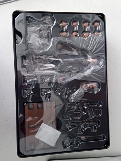 john wick 1;12 deluxe edition mezco exclusive