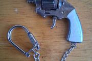 Vintage capgun revolver keyring