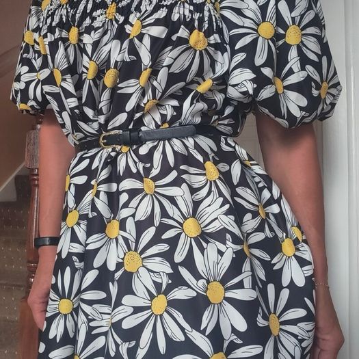 Floral Dress, Puff sleeve, size 10