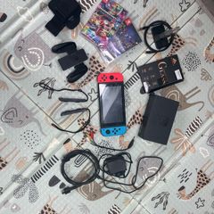 Nintendo Switch, Games and Docks