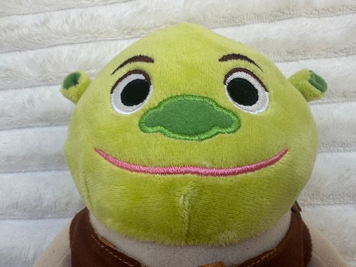 Universal Studios Dreamworks Shrek Cutie Plush approx. 8.5" Used Please see photos