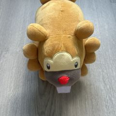 Pokemon bidoof plushy
