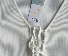 BNWT - A Beautiful Ivory Top - Read Carefully - #