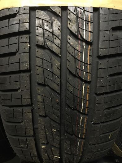 255/50R19  Pirelli Scorpion Zero