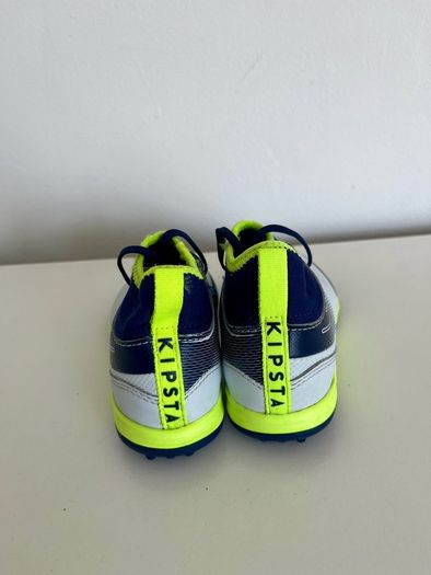 kids high top Astro football boots 9.5 junior