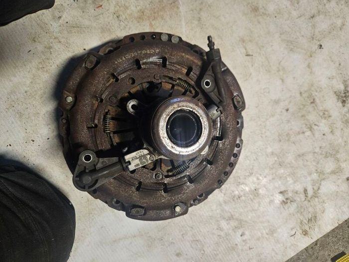 Mercedes Vito Clutch