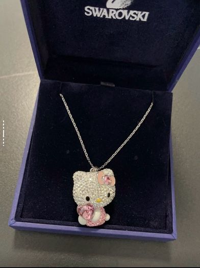 Hellokitty x Swarovski