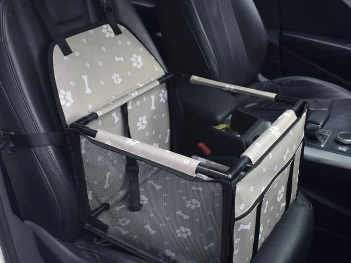 Waterproof Pet Dog Car Seat Booster Carrier with Seat Belt Harness and Headrest Strap for Puppy Cat MULTIPLE COLOURS AVAILABLE (FREE POSTAGE)