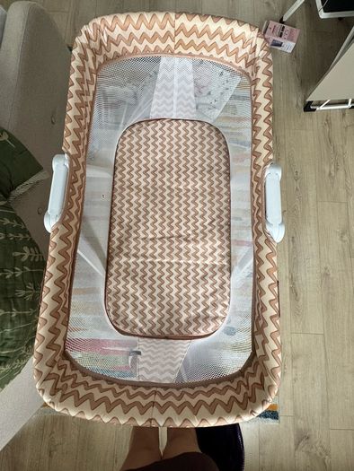 bedside crib